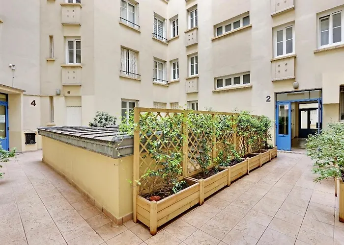 Appartement, Coeur Des Batignolles Montmartre Apartament Paryż